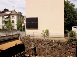 „Ohne Titel“ (It‘s Just a Matter of Time), 1992, Plakatwand, Gesamtdimensionen variieren nach Installation