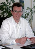 Dr. Hans Heiken
