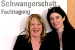 Annette Haberl und Referentin Caroline Foster aus London