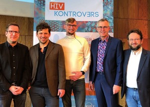 HIV-Kontrovers: Arne Kayser (Aidshilfe NRW), Christoph Wyen (DAIG), Maik Schütz (Aidshilfe NRW), Kölns Bürgermeister Andreas Wolter und Hans-Jürgen Stellbrink (DAIG)
